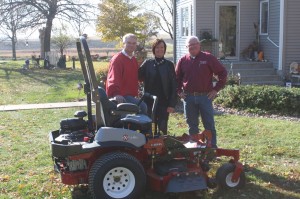 Wayne and Laura Dahl take delivery of their new Lazer Z X-Series zero-turn rider.